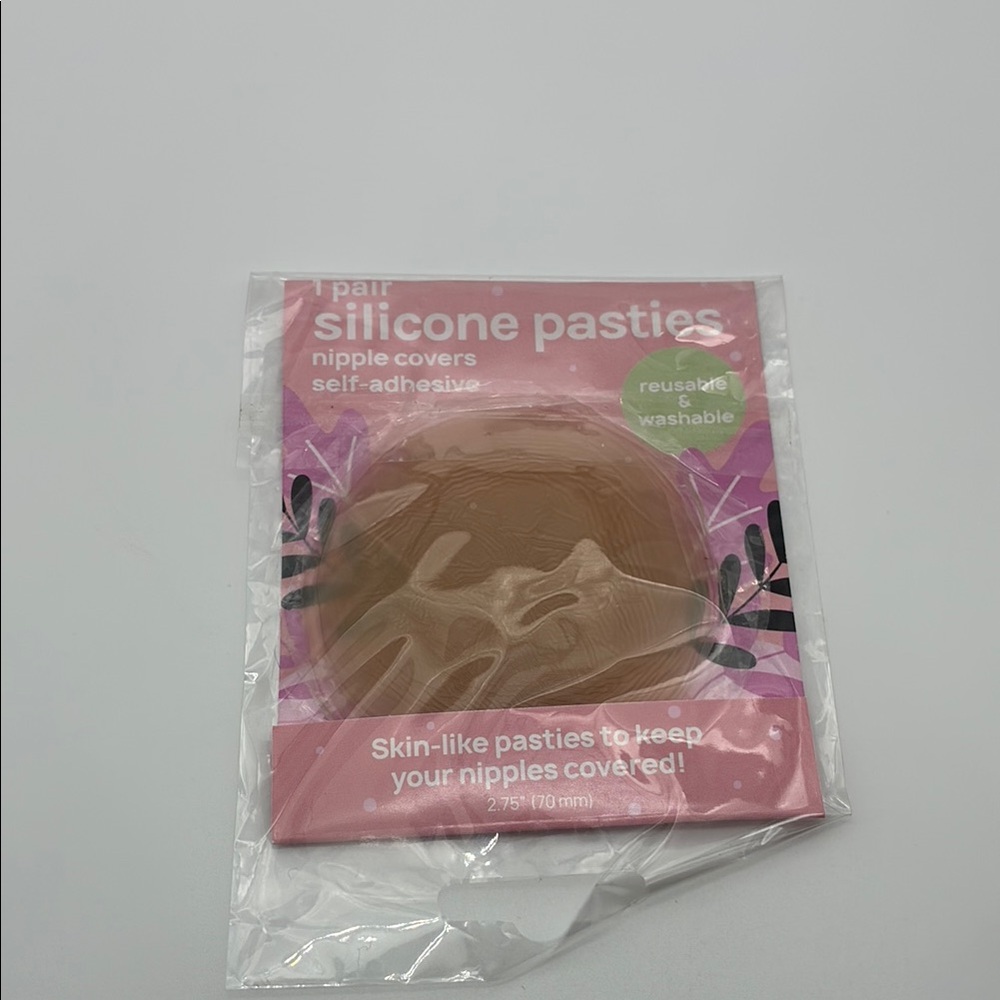 NWT Silicone Nude color Nipple Covers